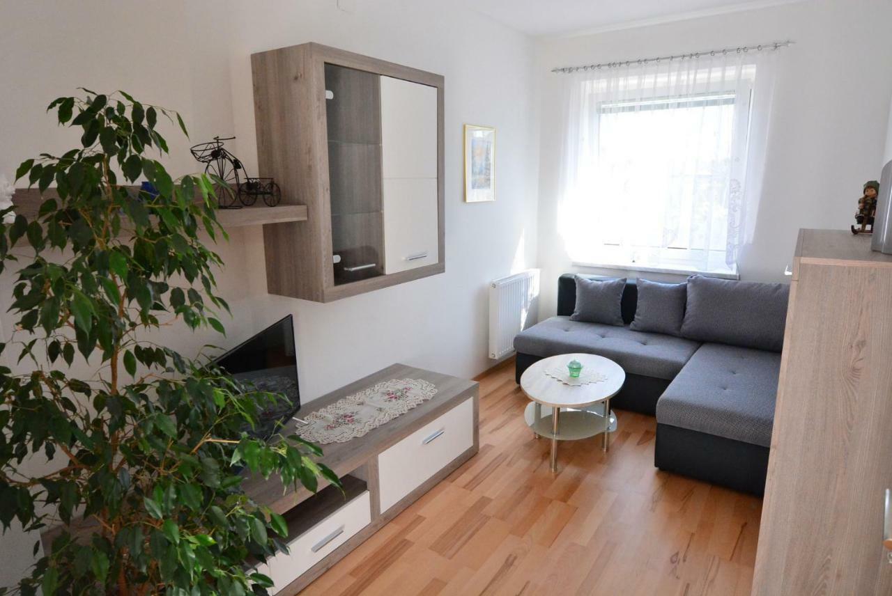 Appartement Gombotz Halbenrain Bagian luar foto